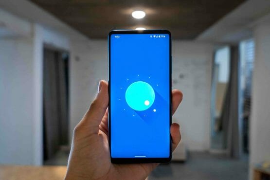 Turn Old Android Phone Into a Security Camera Without Internet