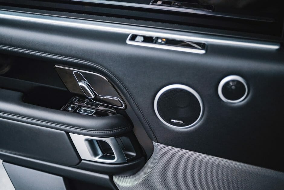 How Does a Car Door Lock Work (Guide)