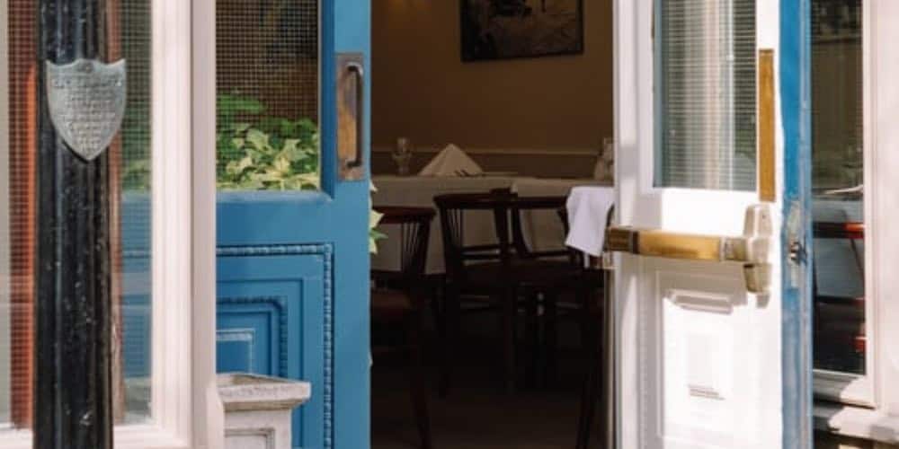 door bar