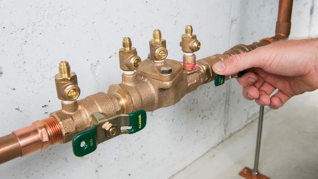 Backflow preventer valves