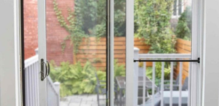 sliding door