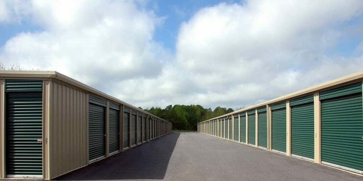 How To Cut A Lock Off Of A Storage Unit (Best Ways)